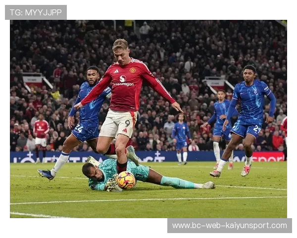 布鲁诺任意球穿越人墙曼联得分