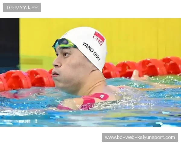 孙杨自由泳划水节奏依旧强劲