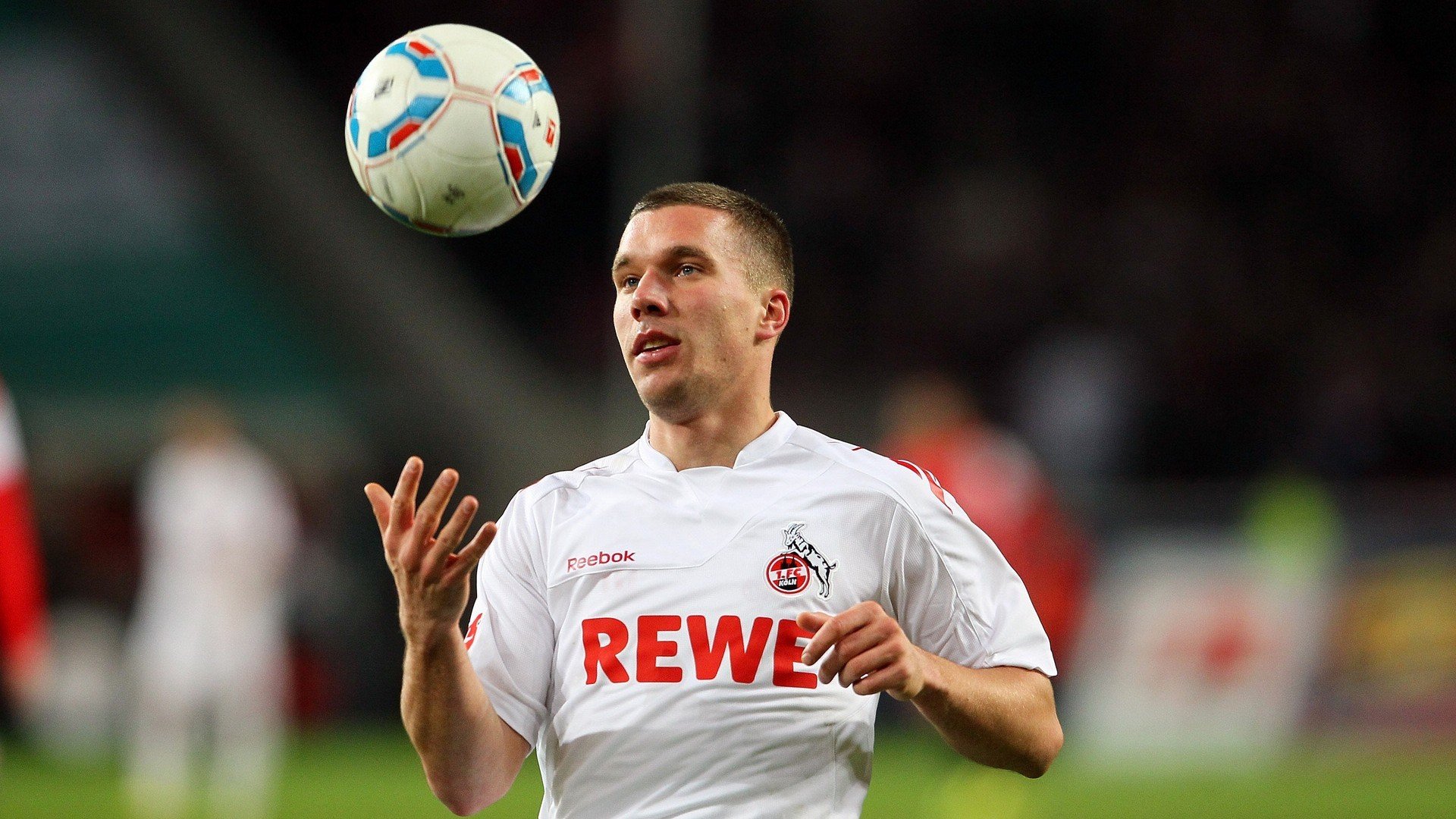 体育科技峰会：可穿戴设备引领训练革命，体育科技展